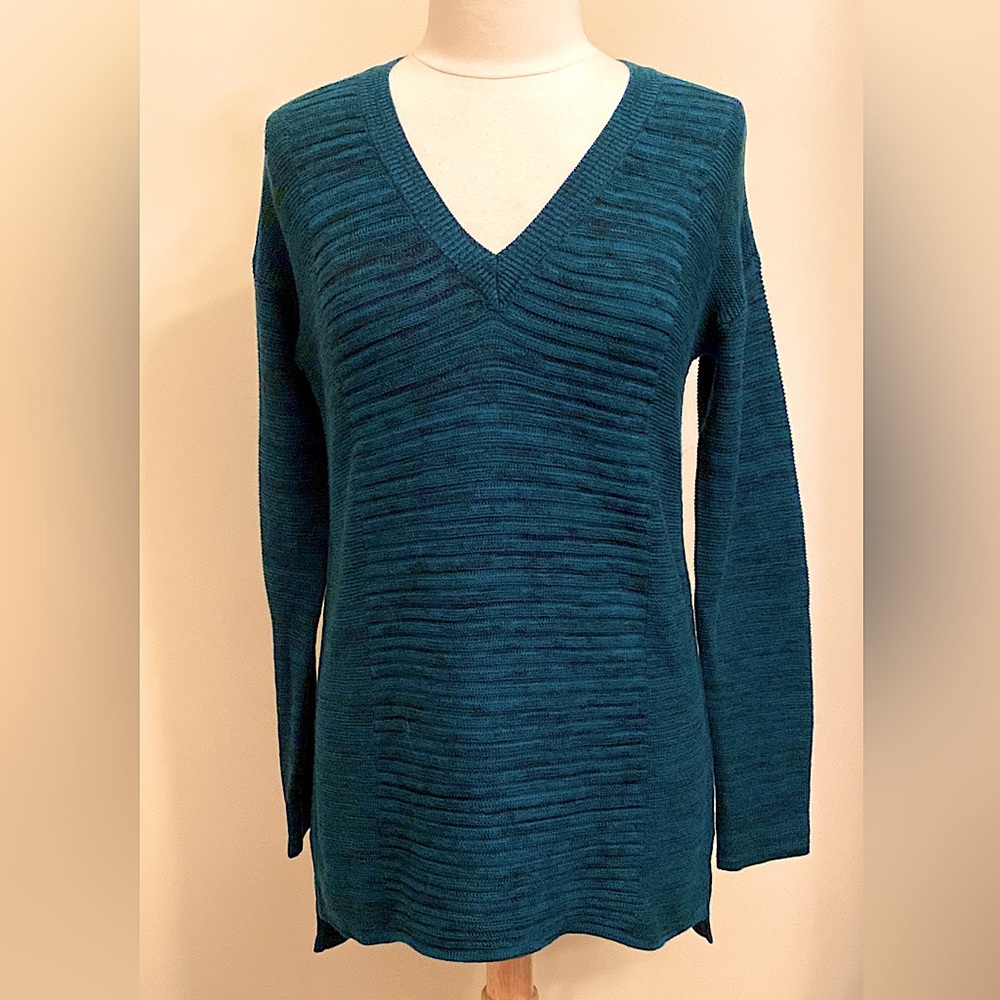 Ellen Tracy Green Black Textured SZ M Casual Chic Work Cozy Knit Sweater